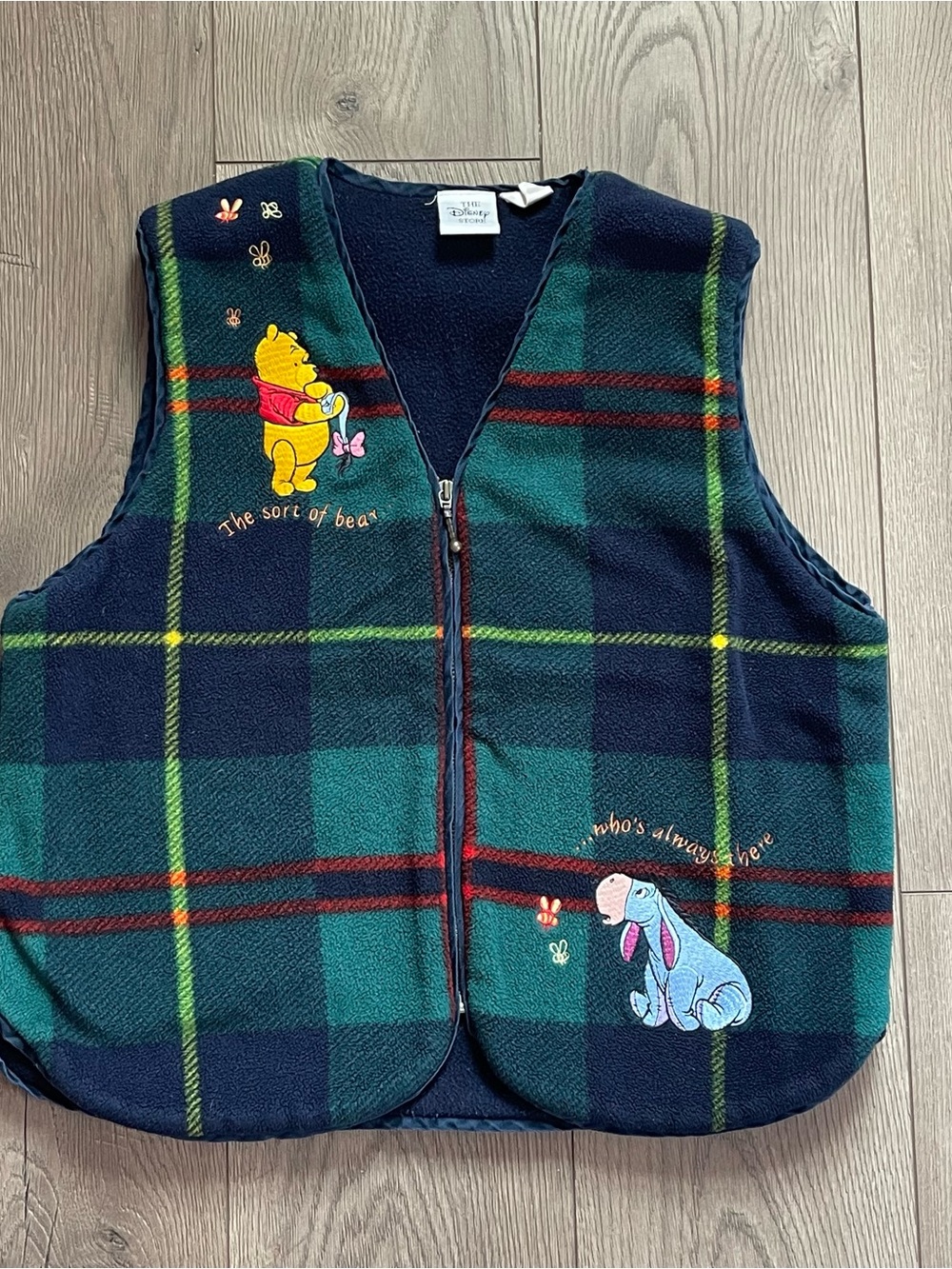 Vintage Disney Store 90s Winnie the Pooh Embroidered Fleece Medium Zip Vest